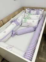 Enxoval jardim xadrez lilás - 11 peças. - Imagem 9