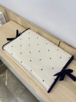 Trocador de cômoda.