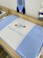 Trocador de cômoda tema astronauta. - Imagem 2