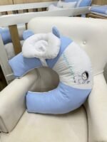 Almofada de amamentação astronauta.