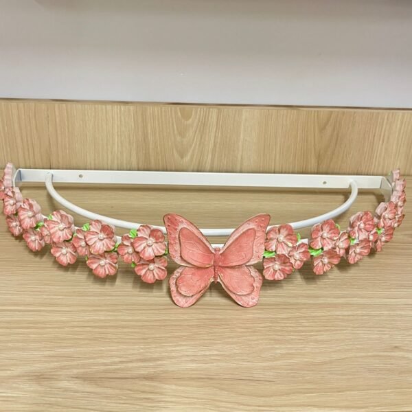 Dossel flores e borboleta.